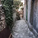 Frida * Μόσταρ