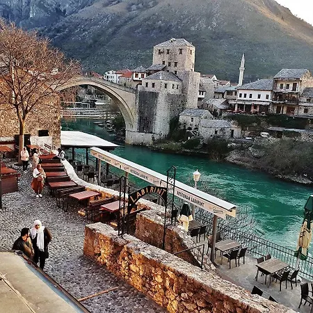 アパート Frida *